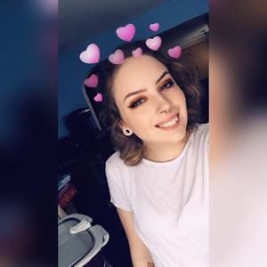 Meet your Posher, Makayla